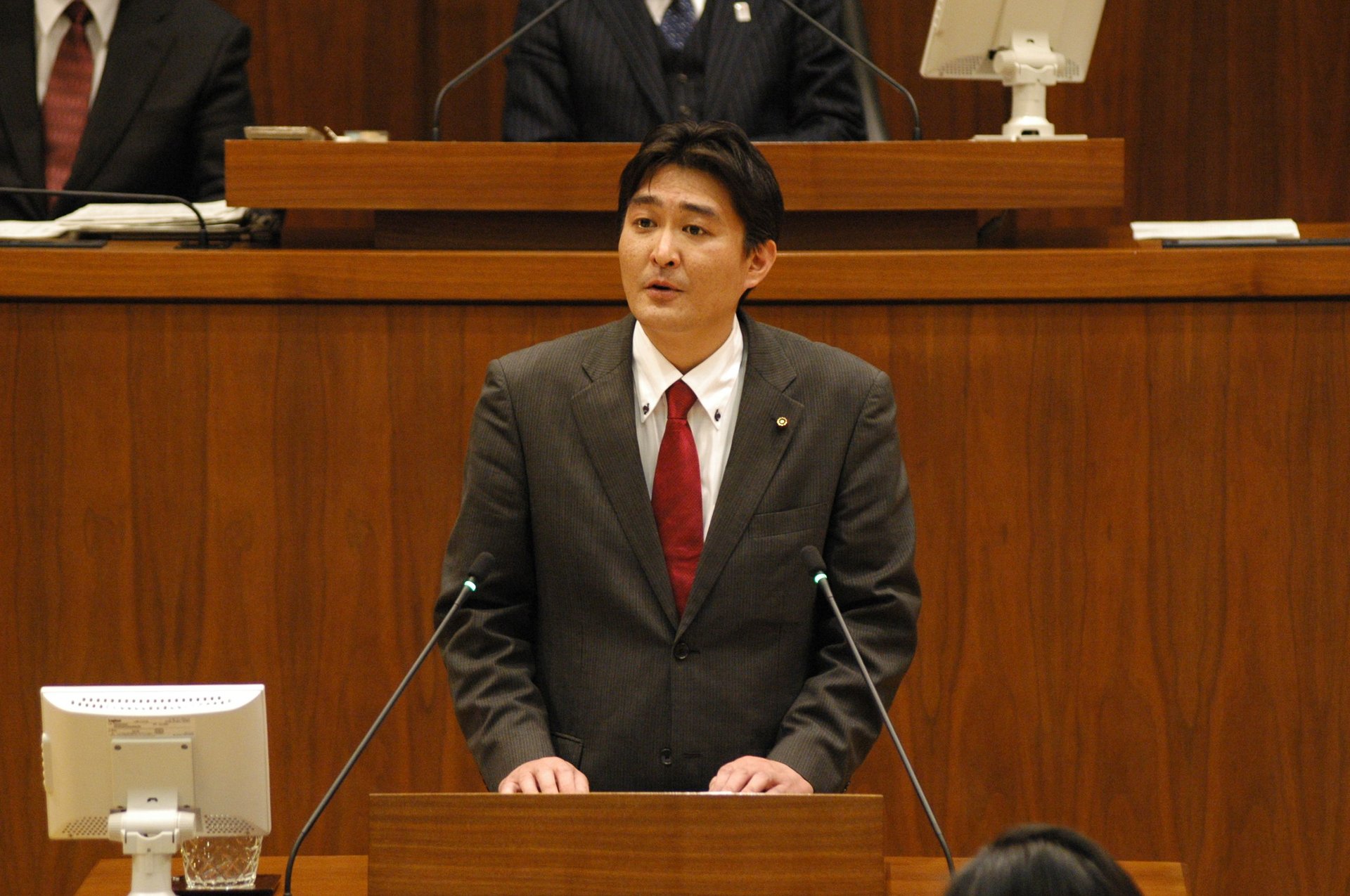 議会での取り組み